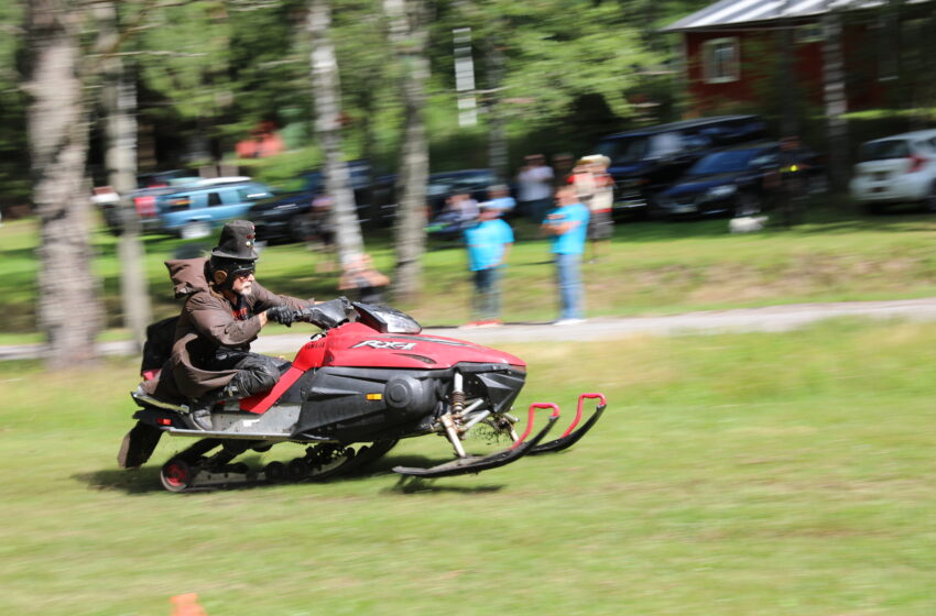 Hydet Dirt Drag #2 – Helt enkelt skitkul – Allt om MC